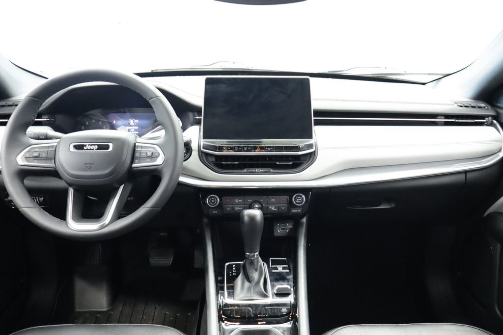 Used 2023 Jeep Compass Limited AWD/4WD image 23