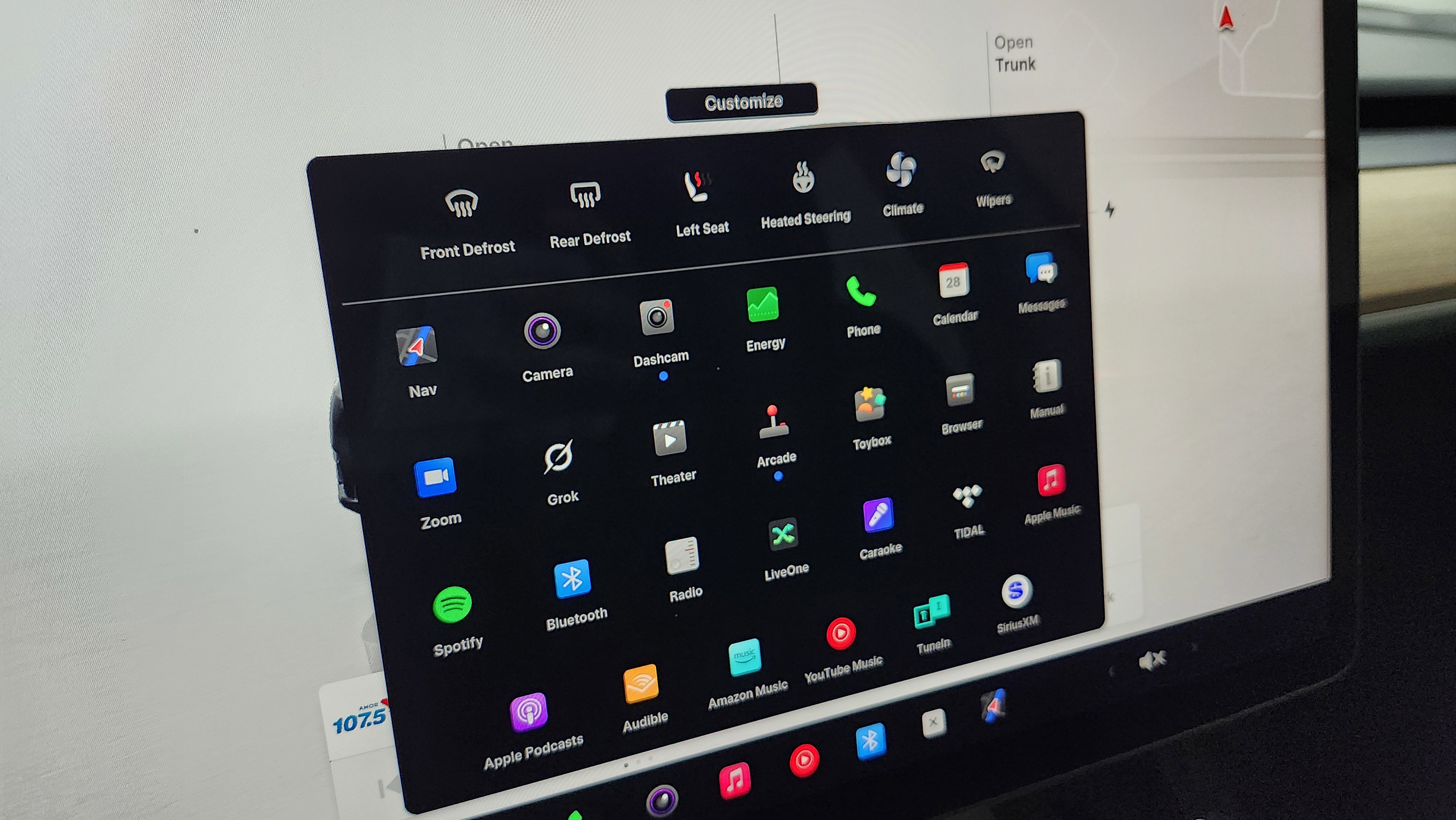 Used 2024 Tesla Model Y Long Range image 33