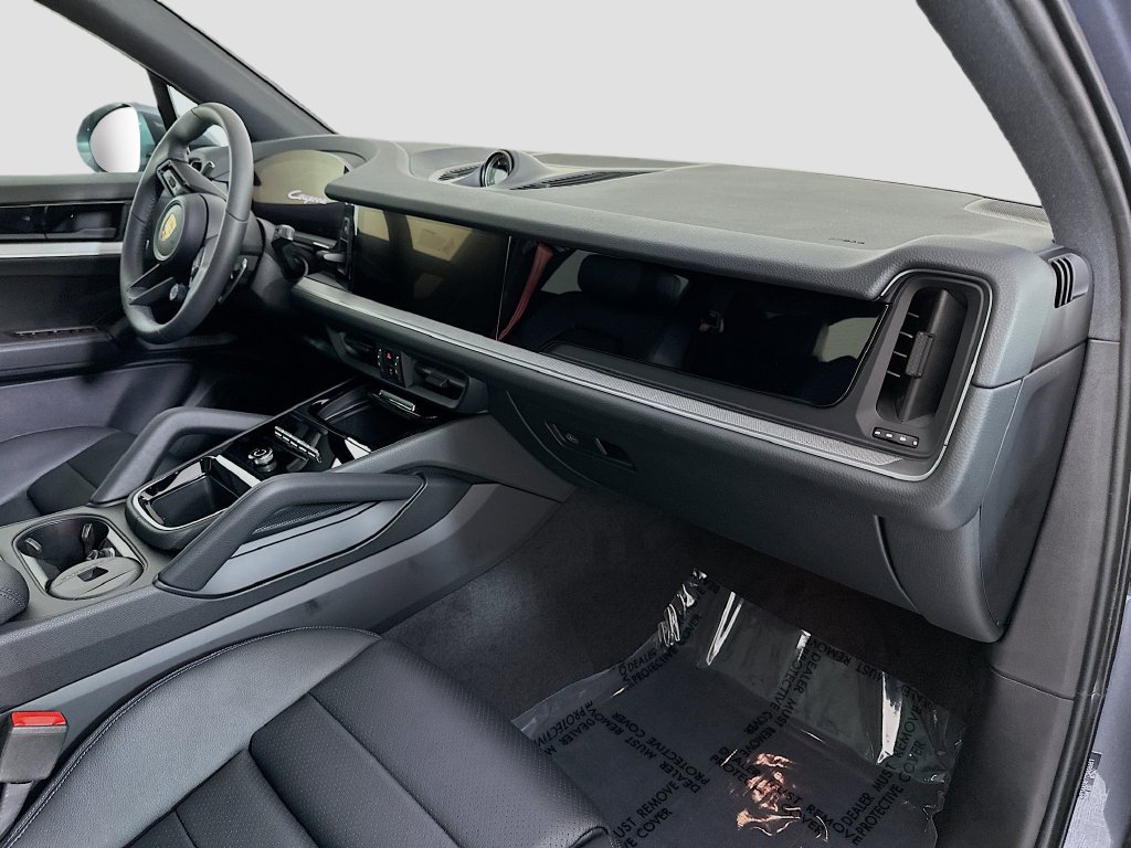 New 2026 Porsche Cayenne AWD/4WD image 30