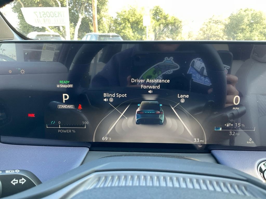 New 2026 Nissan Leaf Platinum+ image 18