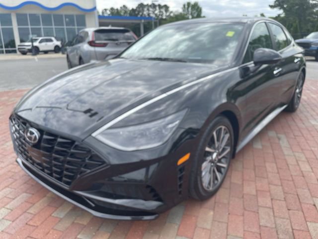 Used 2022 Hyundai Sonata Limited w/ Preferred Accessory Package FWD video 1