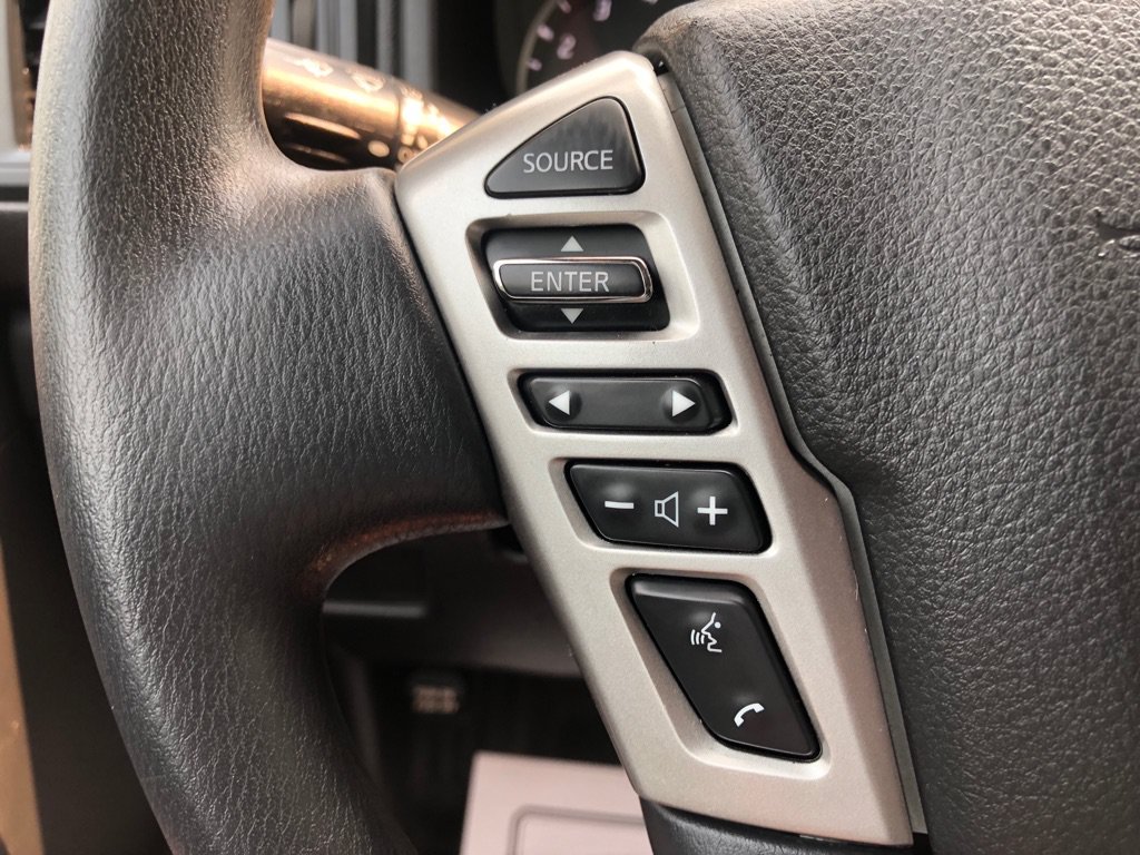 Used 2022 Nissan Titan S AWD/4WD image 36