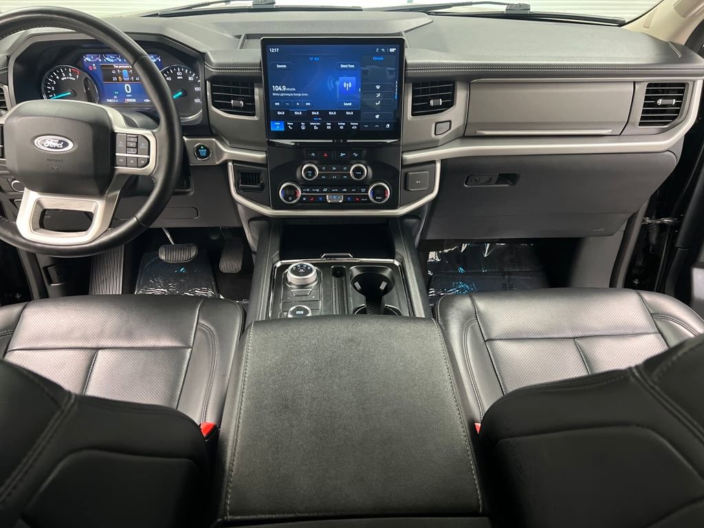 Used 2024 Ford Expedition Max XLT image 48