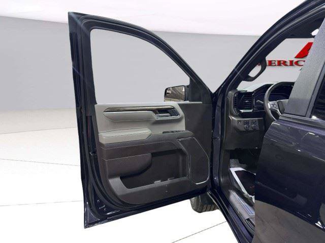 Used 2024 Chevrolet Silverado 1500 LT AWD/4WD image 15