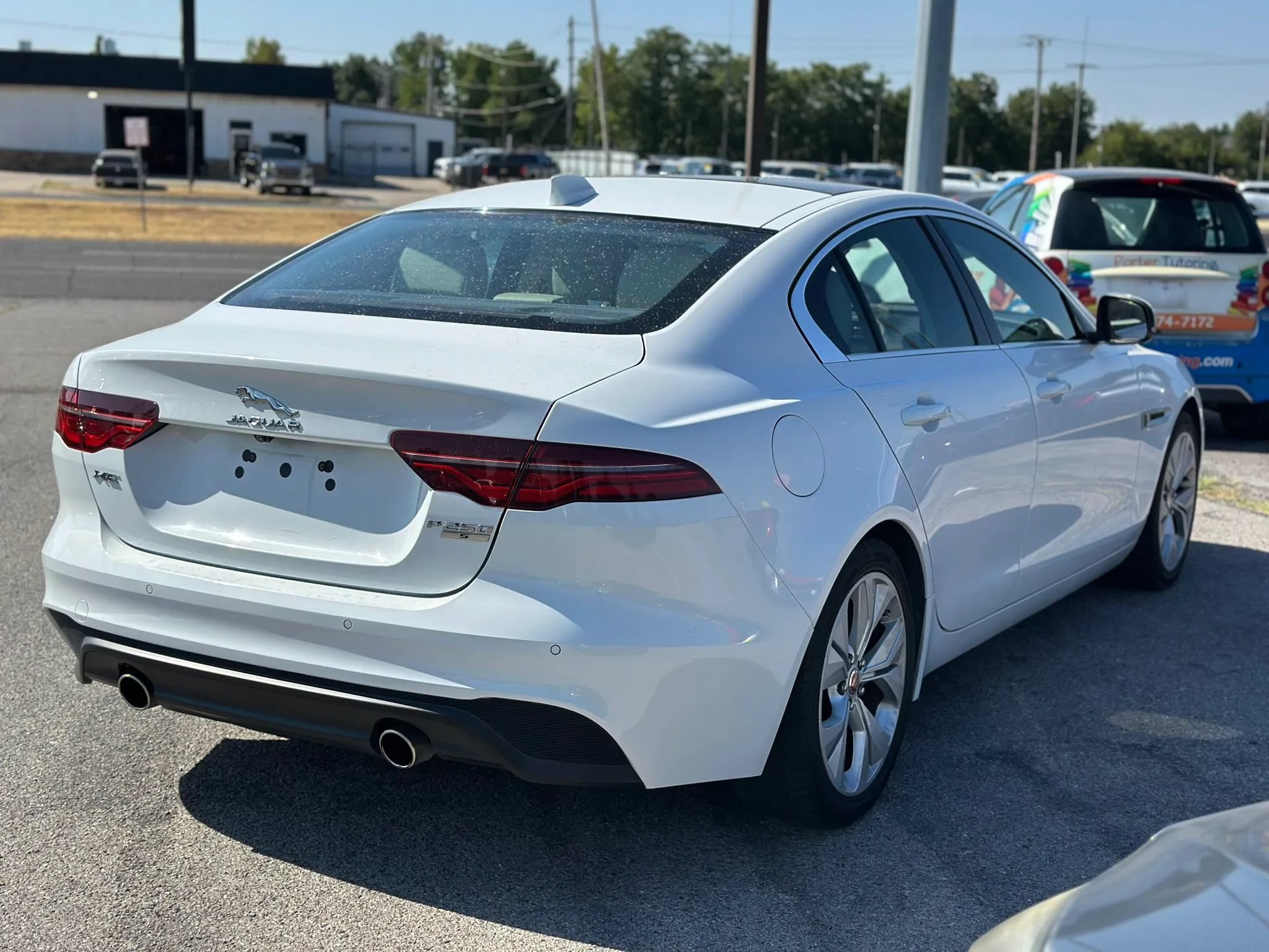Used 2020 Jaguar XE S RWD image 6