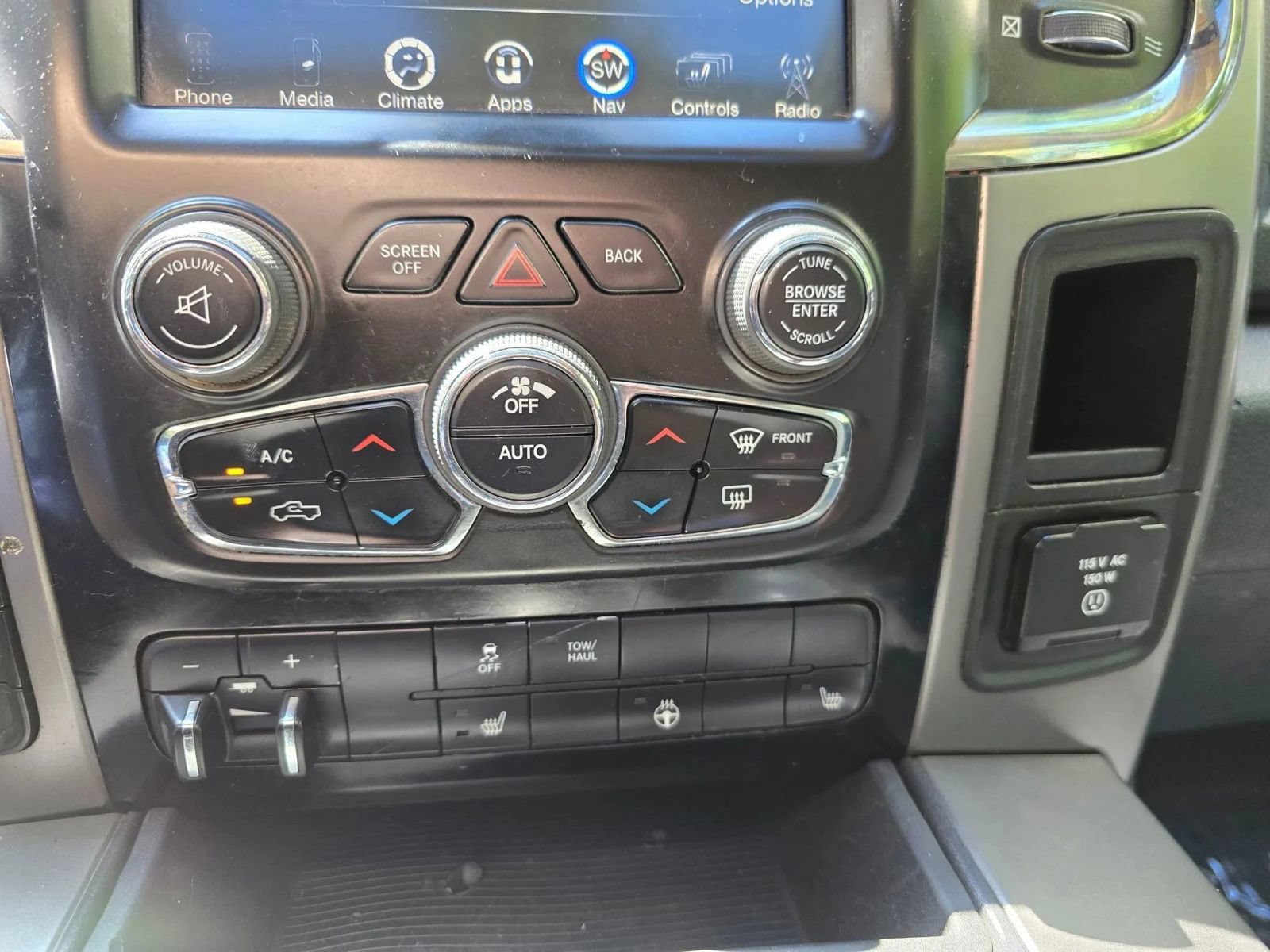 Used 2016 RAM 1500 Sport AWD/4WD image 16