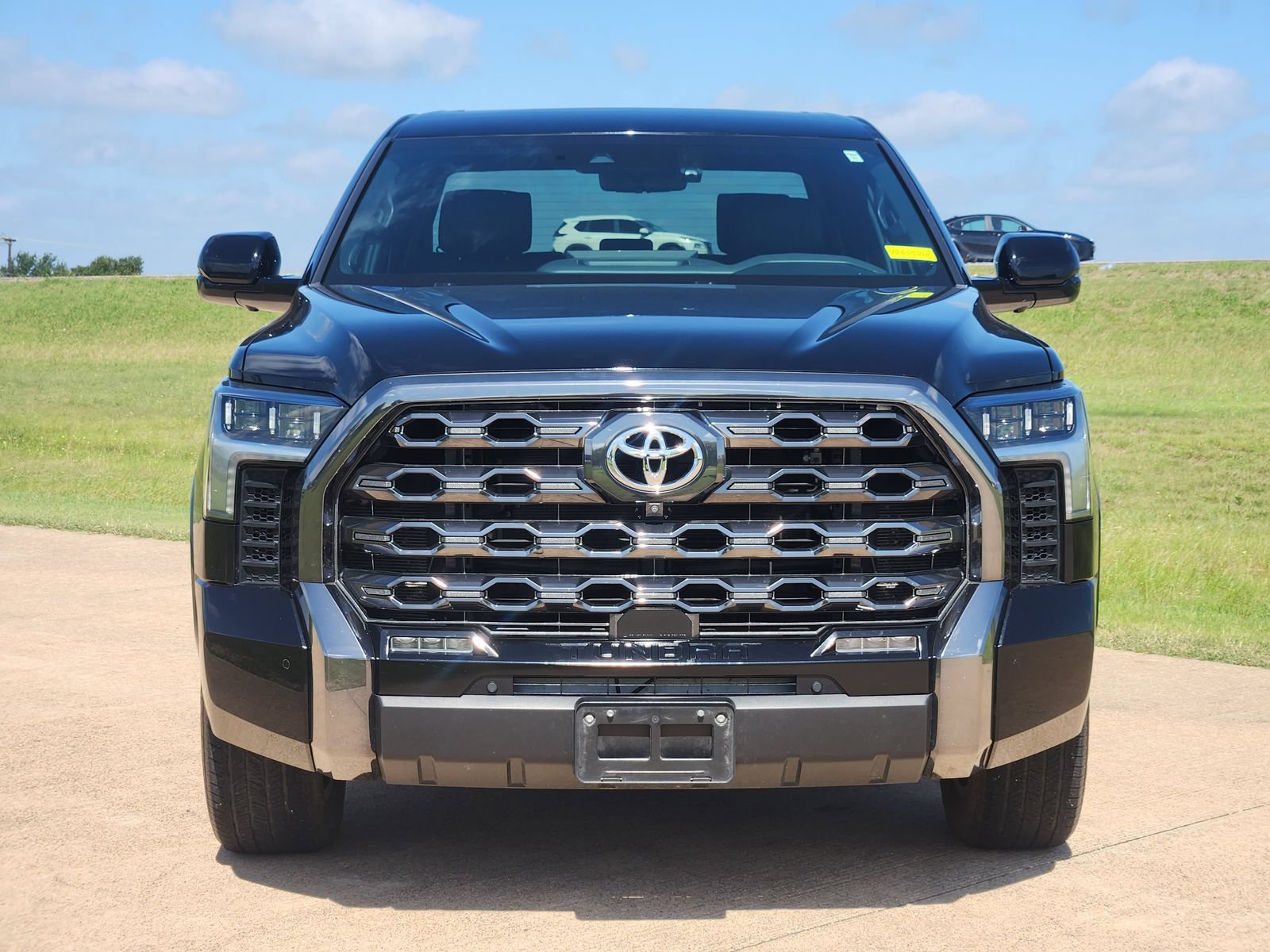 Used 2022 Toyota Tundra Platinum RWD image 6