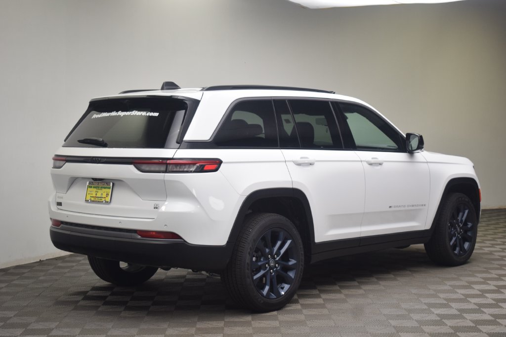 New 2026 Jeep Grand Cherokee Limited AWD/4WD image 5
