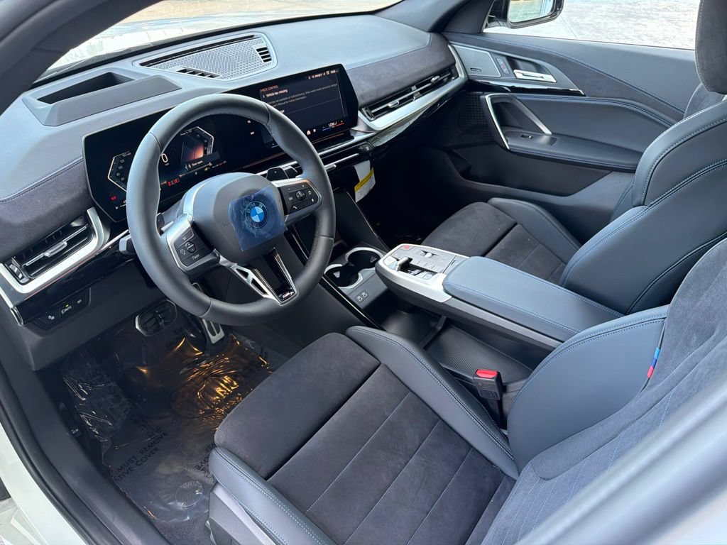 New 2026 BMW X2 xDrive28i w/ Technology Package AWD/4WD image 9