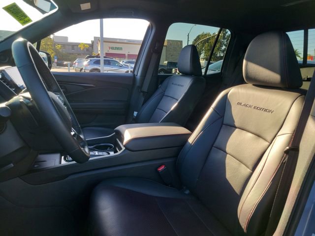 Certified 2025 Honda Ridgeline Black Edition image 16