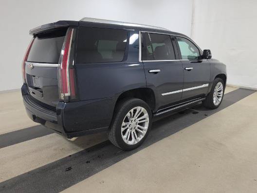 Used 2020 Cadillac Escalade Premium Luxury w/ LPO, Radiant Package AWD/4WD image 2
