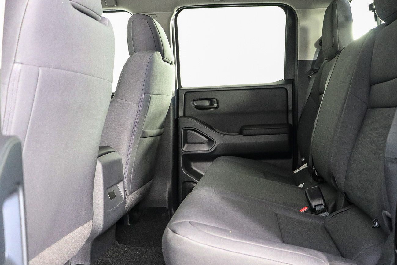 New 2027 Nissan Frontier S w/ Tow Package RWD image 21