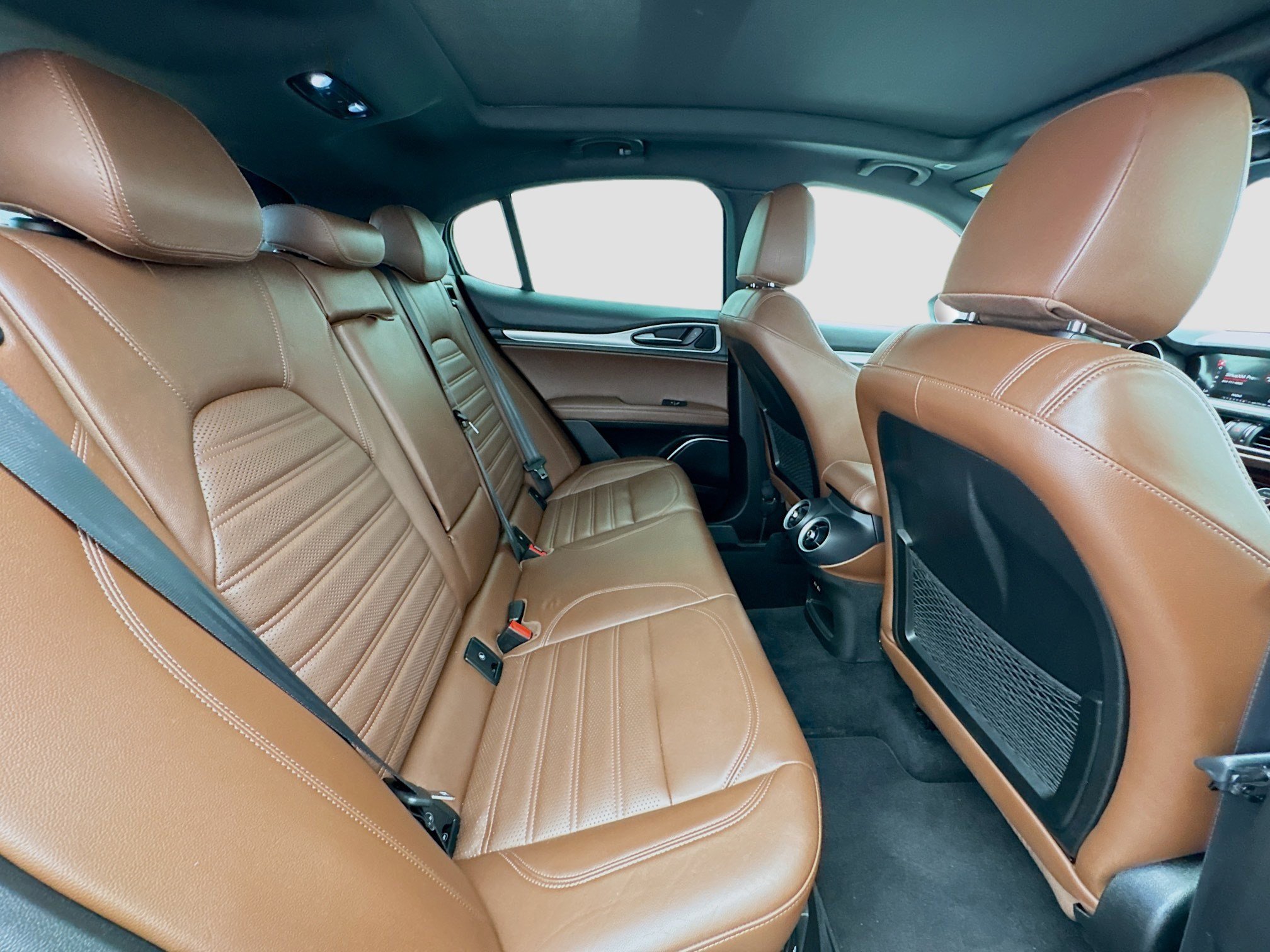 Used 2018 Alfa Romeo Stelvio Ti Sport image 19