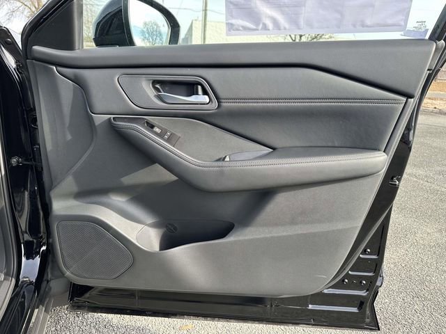 New 2026 Nissan Rogue SV w/ SV Premium Package image 8