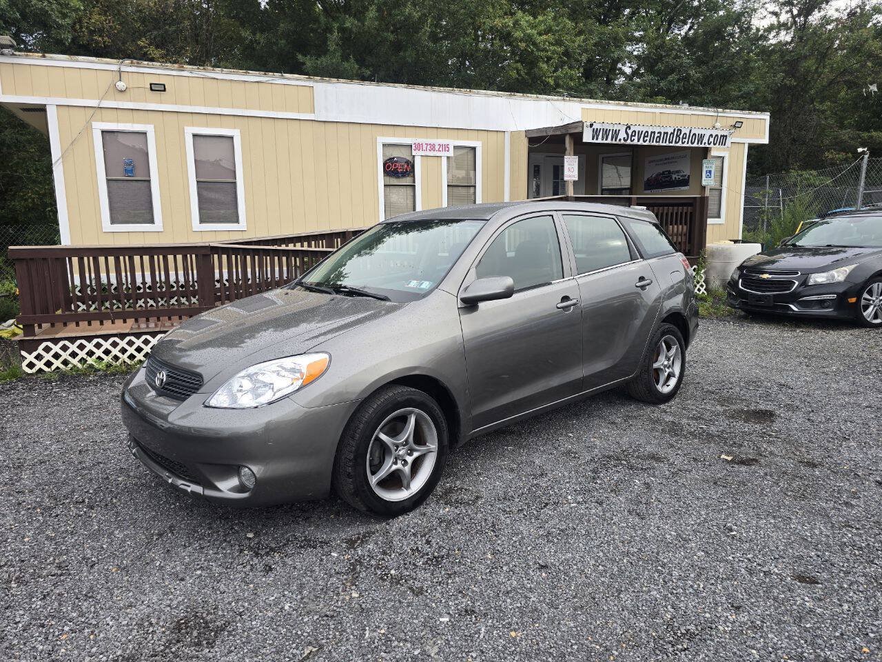 Used 2005 Toyota Matrix w/ PWR Pkg