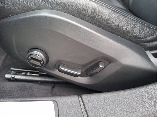 Used 2020 Volvo S60 T6 Momentum image 12