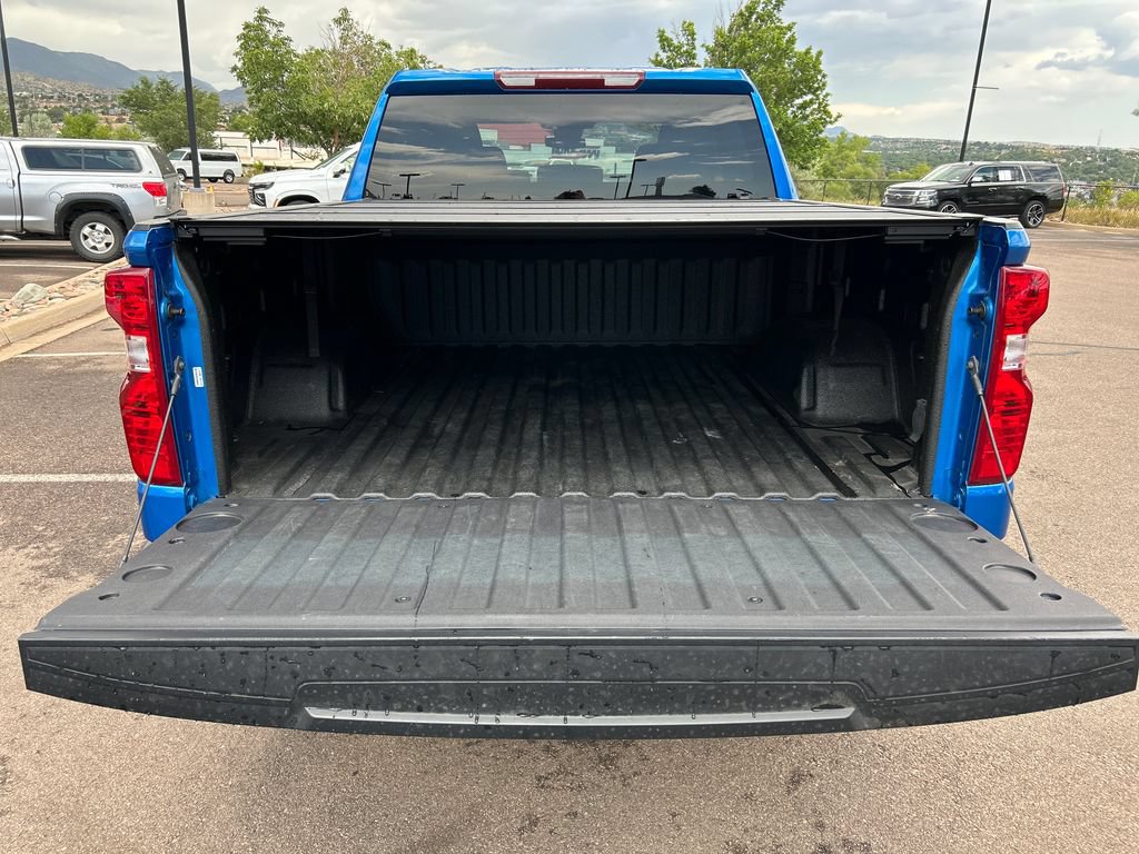 Used 2024 Chevrolet Silverado 1500 Custom Trail Boss w/ Turbomax Blackout Package AWD/4WD image 5