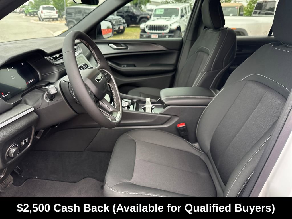 New 2026 Jeep Grand Cherokee Laredo RWD image 17