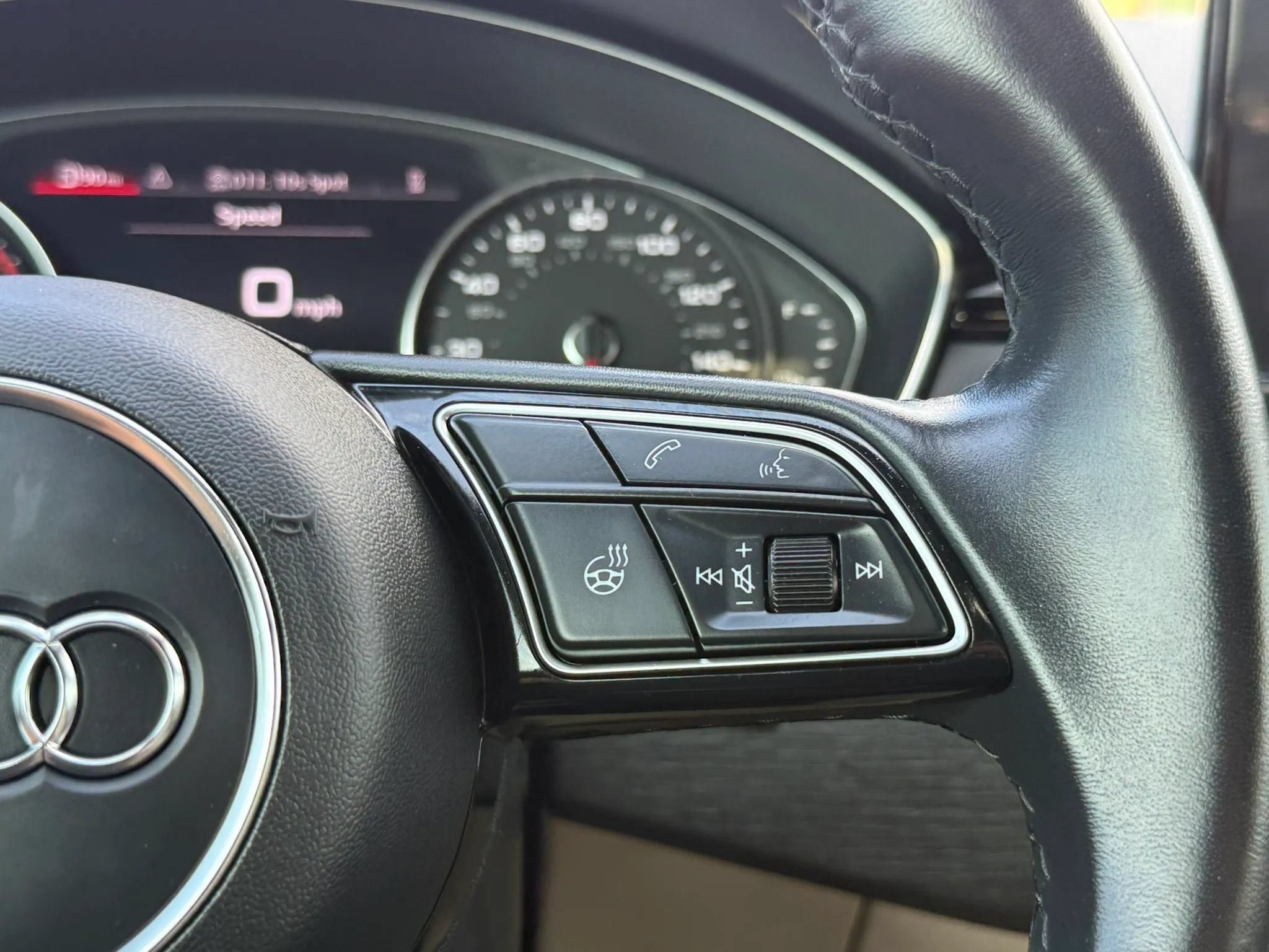 Used 2023 Audi A4 2.0T Premium w/ Convenience Package AWD/4WD image 30