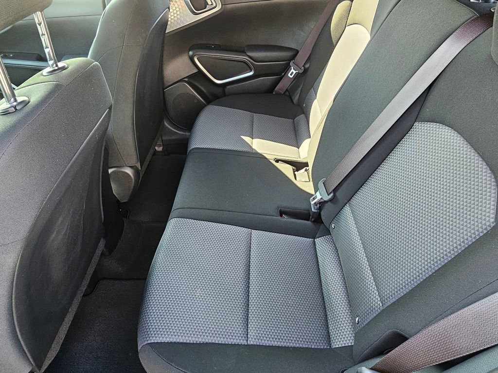 Used 2023 Kia Soul LX image 13