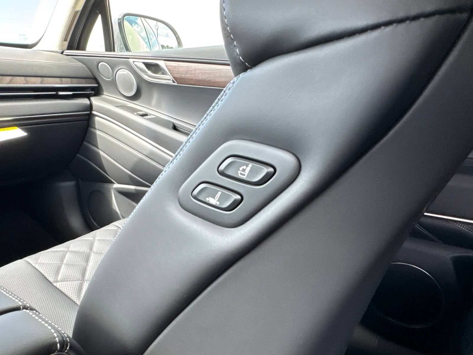 New 2026 Genesis GV80 3.5T Prestige AWD/4WD image 20