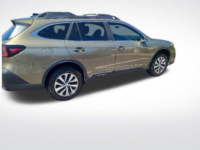 Used 2020 Subaru Outback Premium w/ Tech Package 1 AWD/4WD image 5