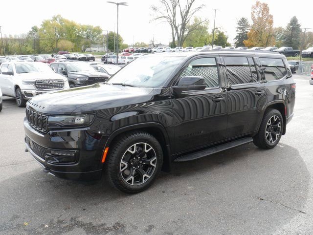 Used 2025 Jeep Wagoneer Series II AWD/4WD image 6