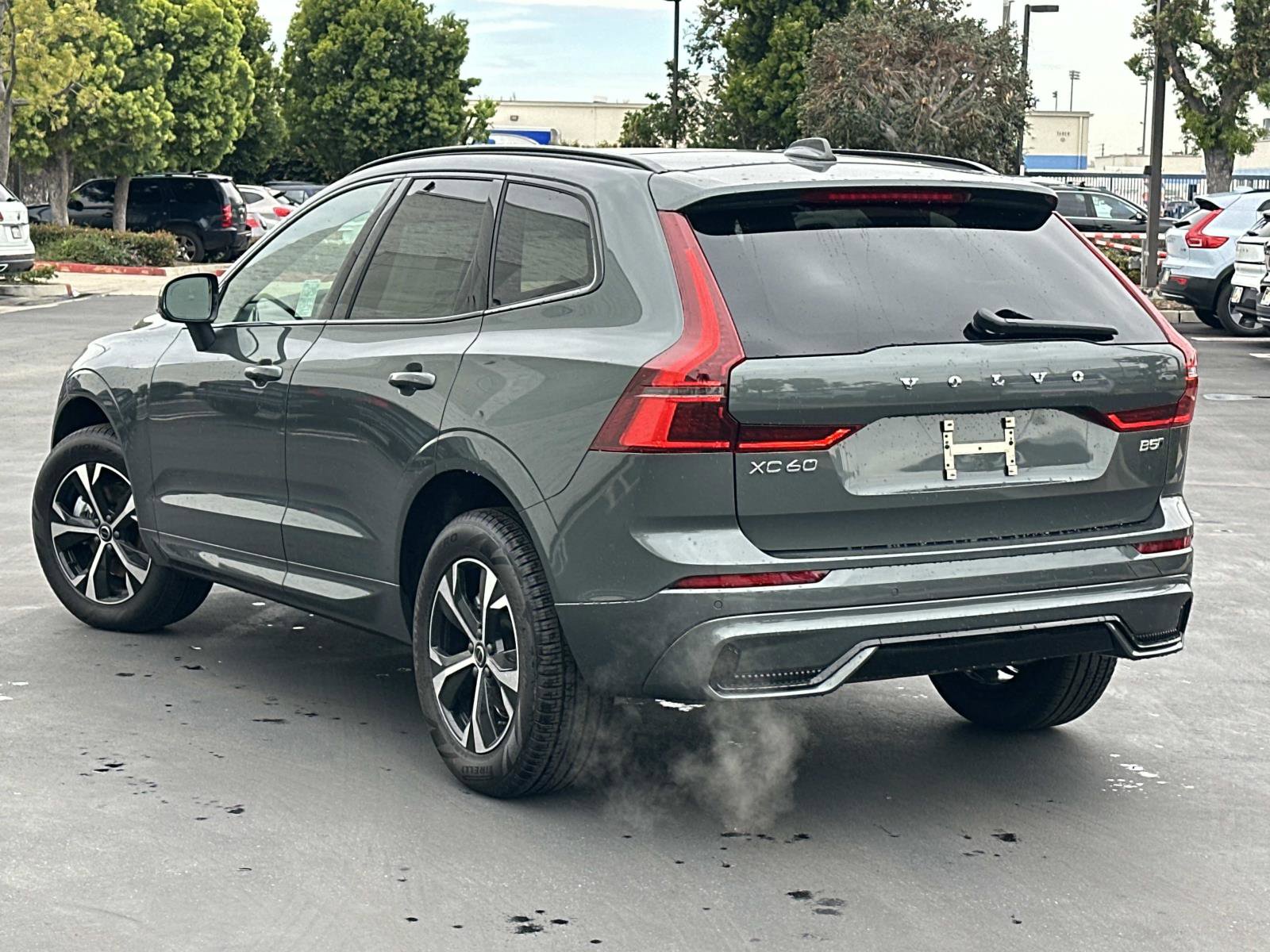 New 2026 Volvo XC60 B5 Core w/ Climate Package AWD/4WD image 5
