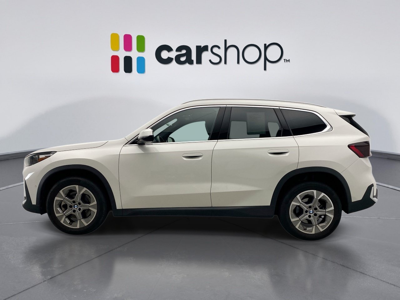 Used 2023 BMW X1 xDrive28i AWD/4WD image 2