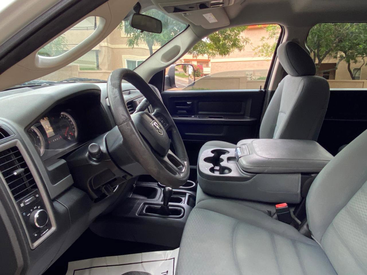 Used 2018 RAM 2500 Tradesman w/ Chrome Appearance Group image 32