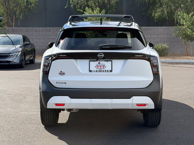 New 2027 Nissan Kicks SV w/ SV Premium Package FWD image 6