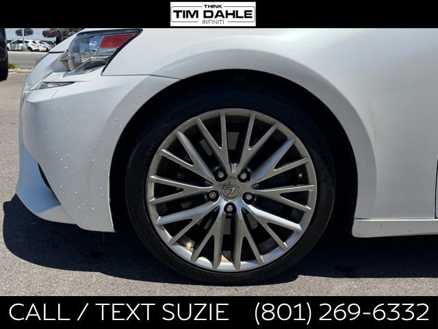 Used 2016 Lexus IS 300 AWD w/ Navigation System Package image 7