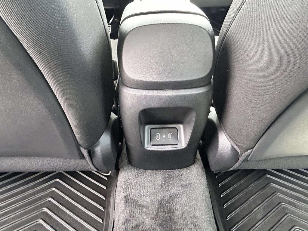 Certified 2025 Hyundai Elantra Sport FWD image 10