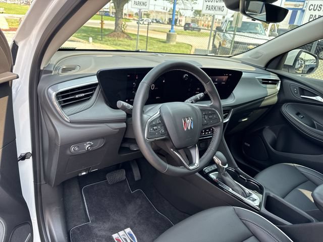 Used 2026 Buick Encore GX Avenir w/ Avenir Technology Package AWD/4WD image 10