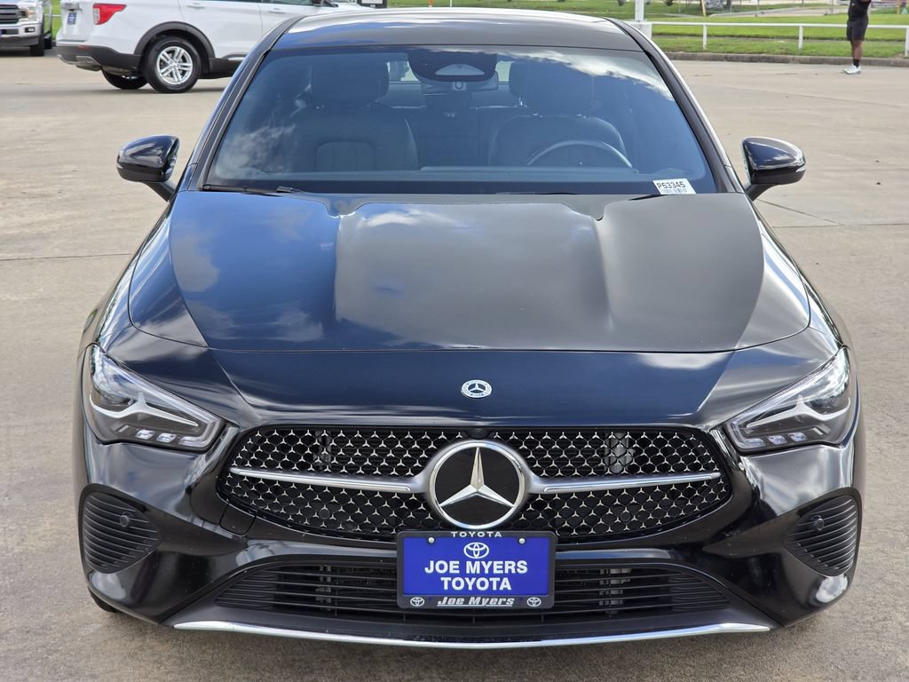 Used 2025 Mercedes-Benz CLA 250 4MATIC w/ Exclusive Package image 3
