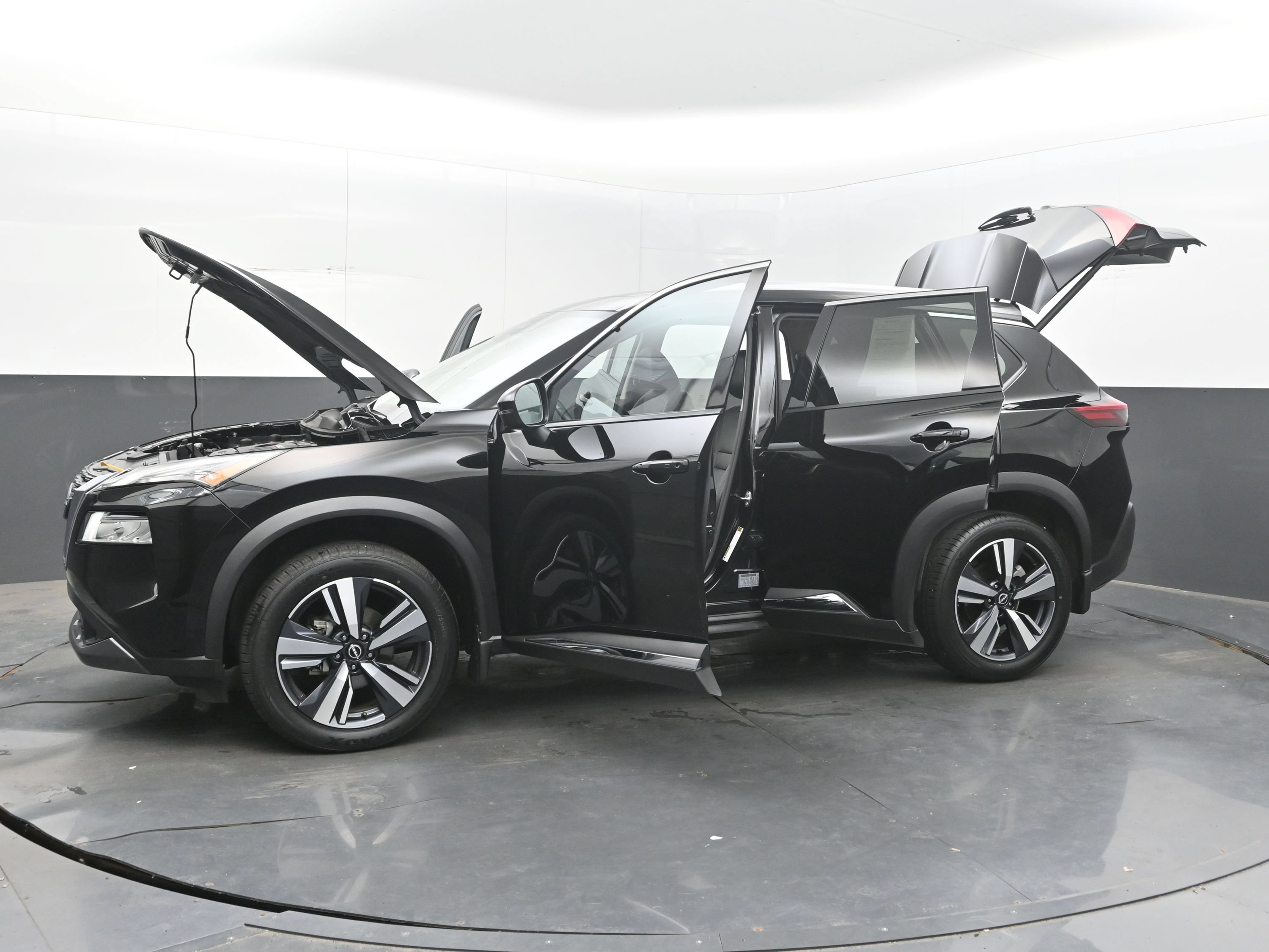 Used 2023 Nissan Rogue SL AWD/4WD image 37