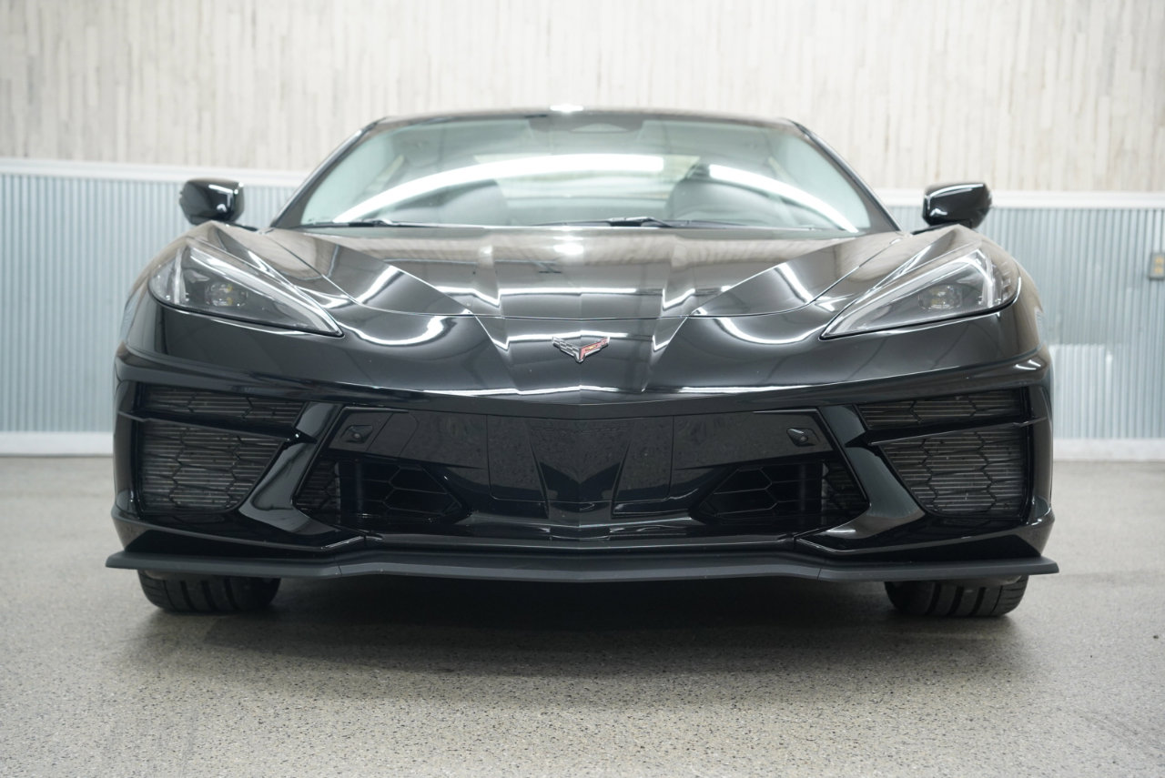 Used 2025 Chevrolet Corvette Stingray Premium Conv w/ Z51 Performance Package image 3