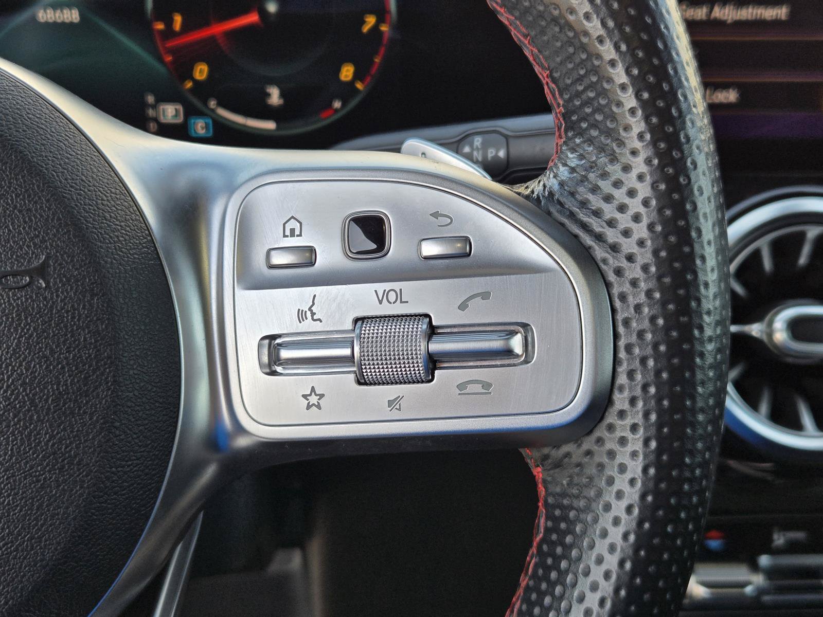 Used 2021 Mercedes-Benz GLB 250 image 18