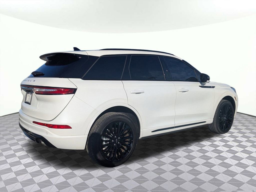Used 2025 Lincoln Corsair Reserve w/ Jet Appearance Package image 3