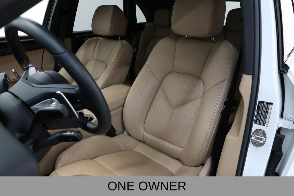 Used 2025 Porsche Macan S AWD/4WD image 9