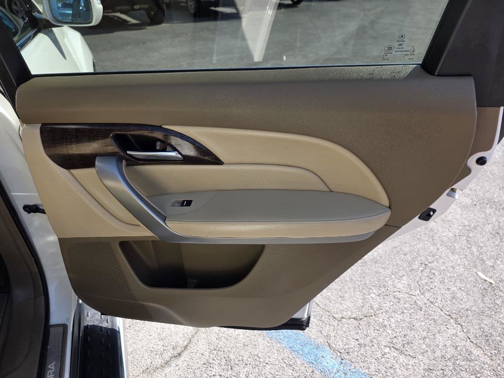 Used 2010 Acura MDX w/ Technology & Entertainment AWD/4WD image 22