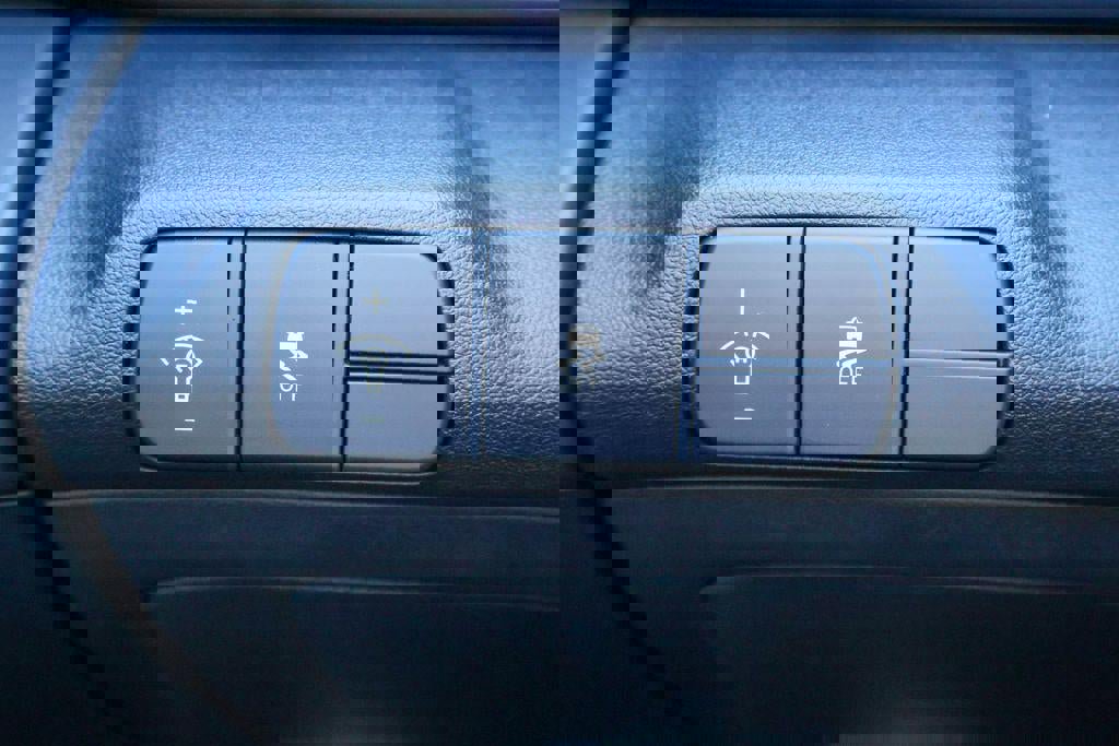 New 2026 Hyundai Elantra Sport image 21