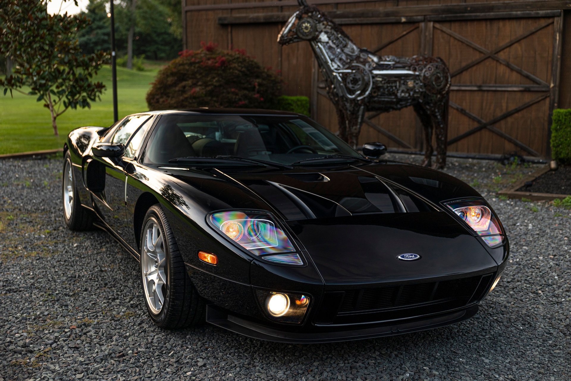 Used 2006 Ford GT RWD image 33