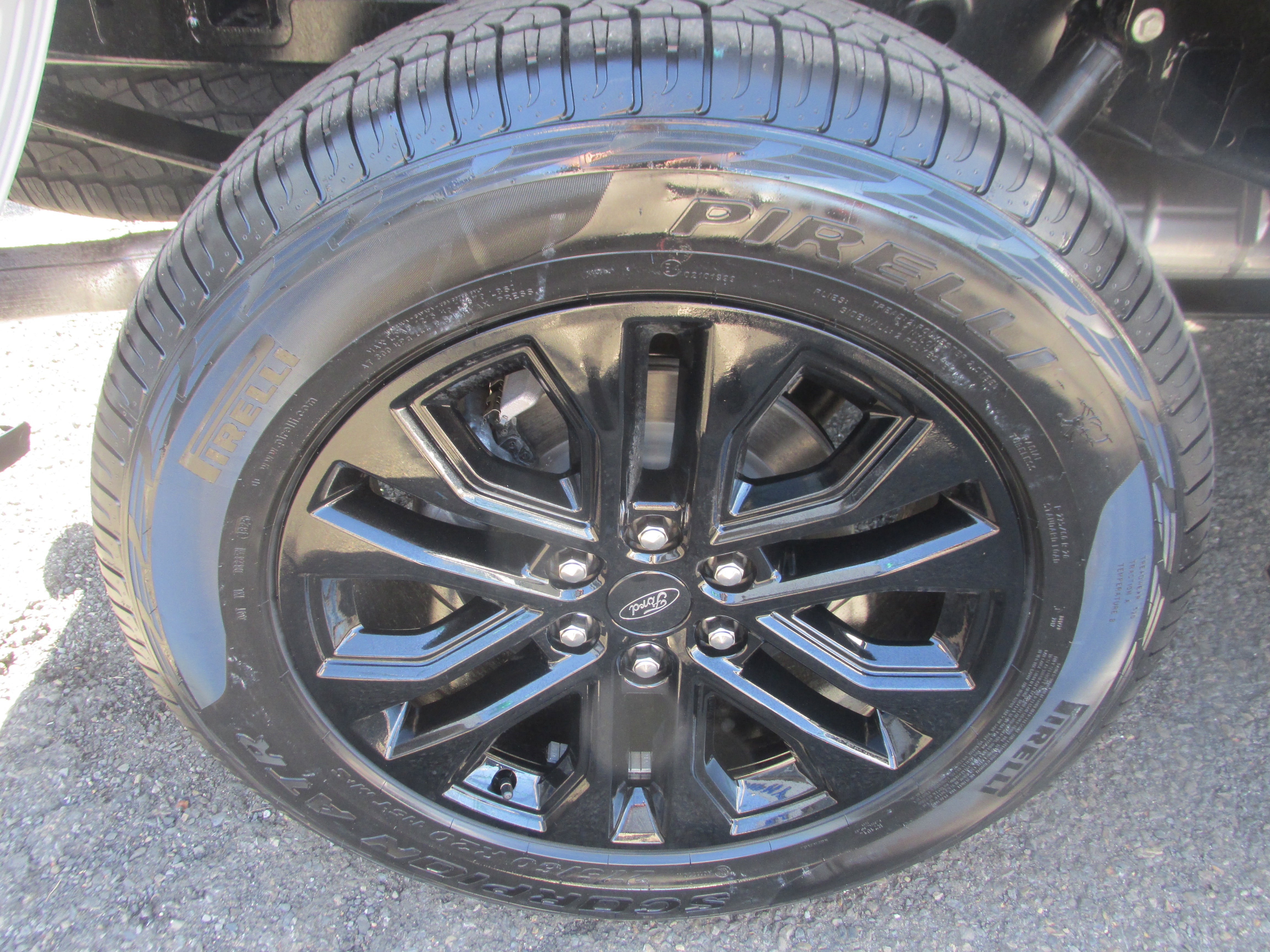 New 2026 Ford F150 XLT w/ Equipment Group 302A MID image 15