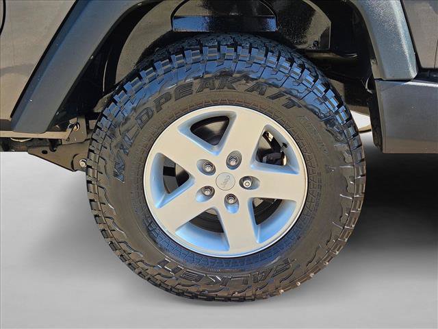 Used 2014 Jeep Wrangler Sport w/ Quick Order Package 24S AWD/4WD image 21