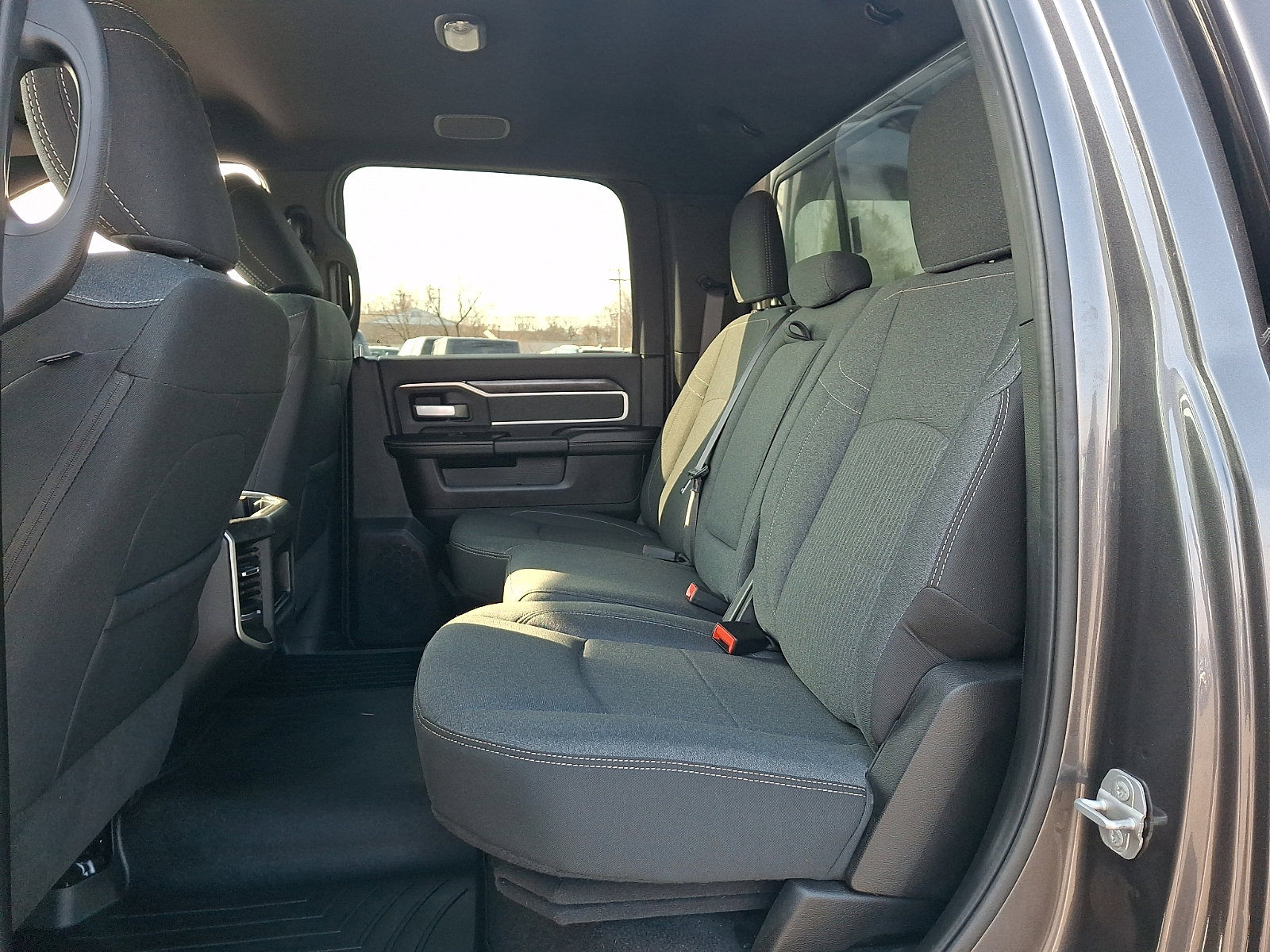 Used 2020 RAM 2500 Big Horn w/ Night Edition image 10