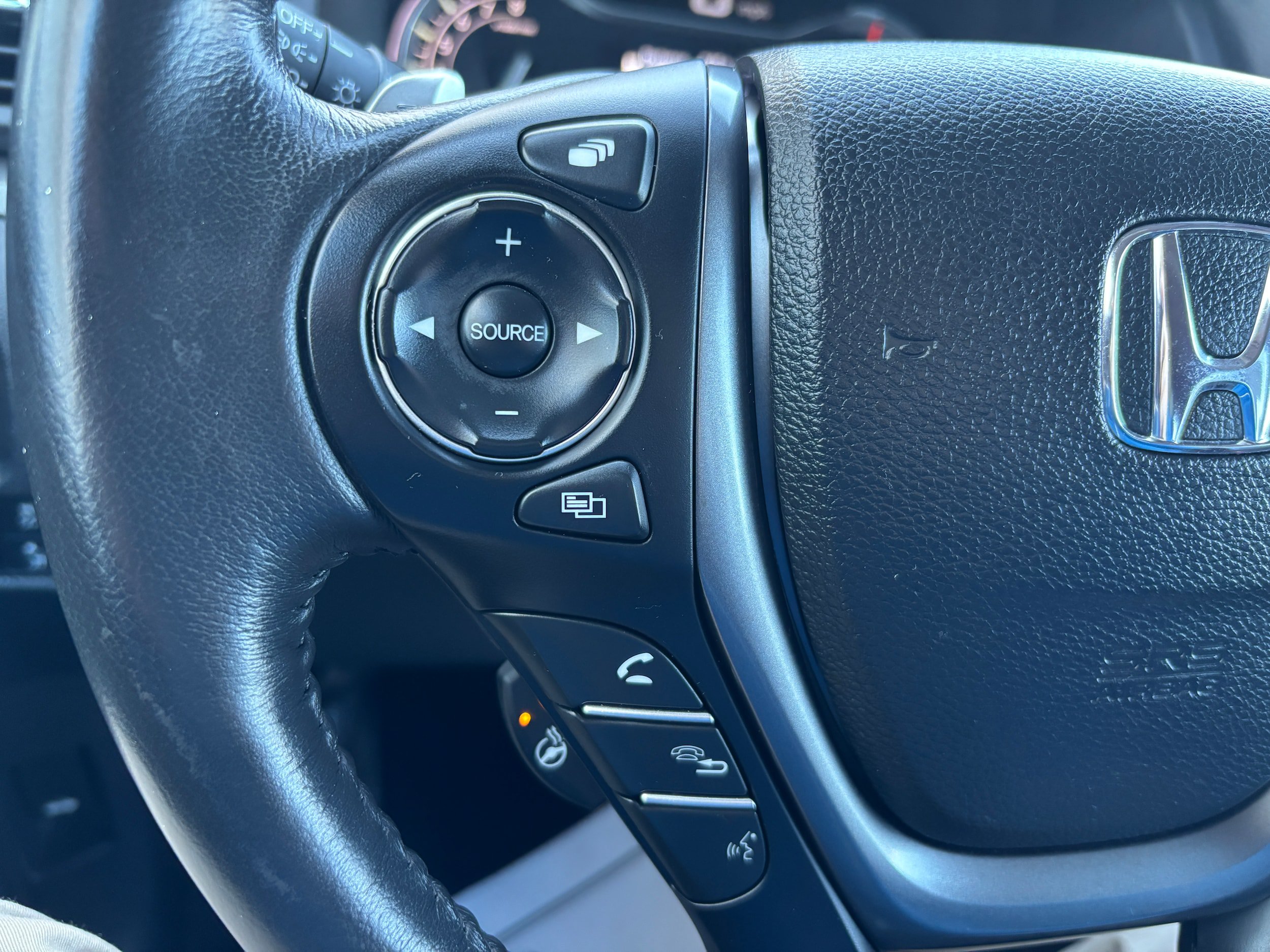 Used 2023 Honda Ridgeline RTL-E image 16