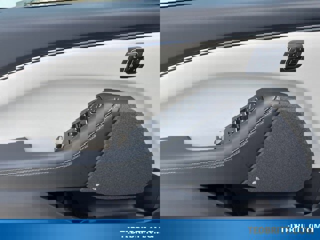 Used 2025 Ford Mustang Mach-E Premium image 43