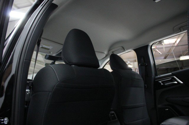 New 2026 Mitsubishi Outlander ES image 21