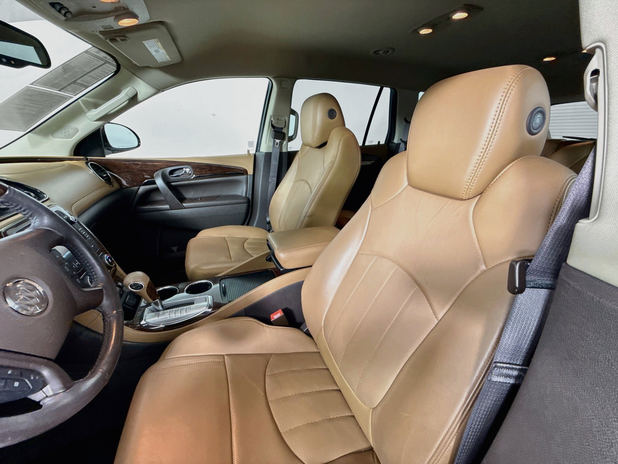 Used 2016 Buick Enclave Leather FWD image 11